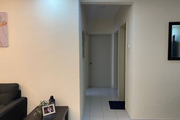 Villa Residence @ Goodview Heights