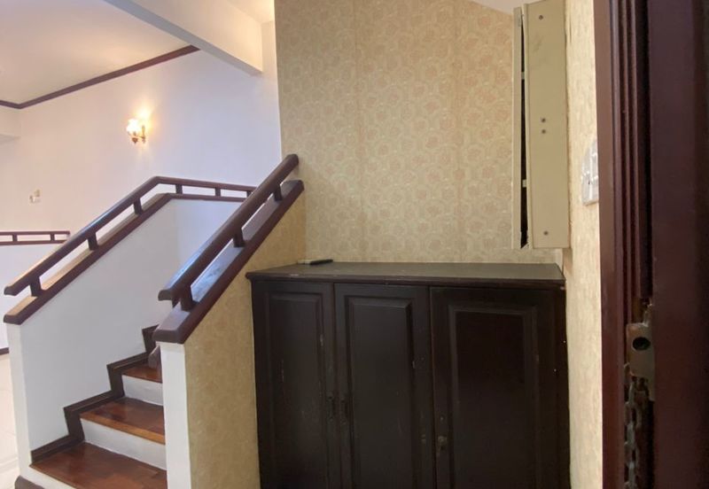 Double Storey Superlink Jalan Adang, Seksyen U8 Bukit Jelutong, Shah Alam 