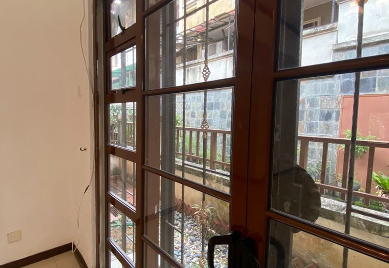 Double Storey Superlink Jalan Adang, Seksyen U8 Bukit Jelutong, Shah Alam 