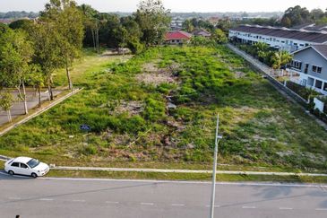 FREEHOLD/MCL  Agricultural Land  Mukim Duyong Melaka Tengah For Sale