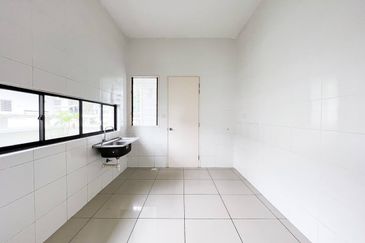 Cradleton @ Eco Majestic