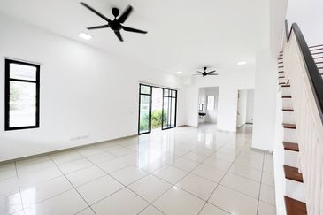 Cradleton @ Eco Majestic