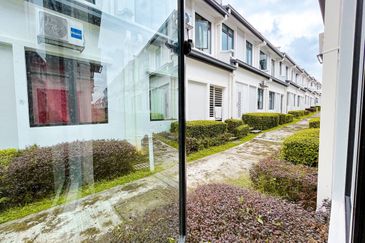 Cradleton @ Eco Majestic