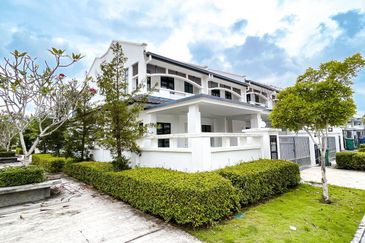 Cradleton @ Eco Majestic