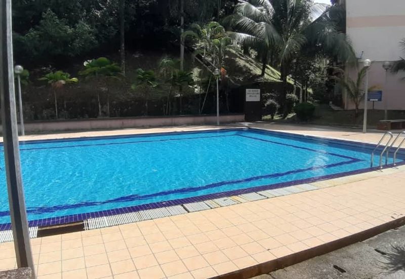 TERMURAH Apartment Saujana,Damansara Damai