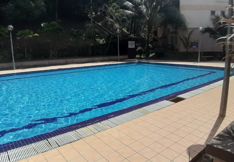 TERMURAH Apartment Saujana,Damansara Damai