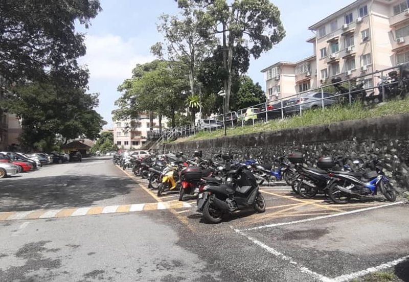 TERMURAH Apartment Saujana,Damansara Damai