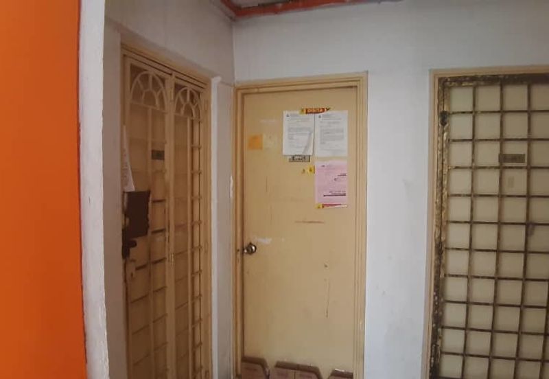 TERMURAH Apartment Saujana,Damansara Damai