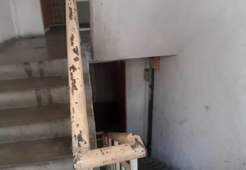 TERMURAH Apartment Saujana,Damansara Damai