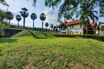  Lot Bungalow land Presint 10, Putrajaya Full Infra Ready