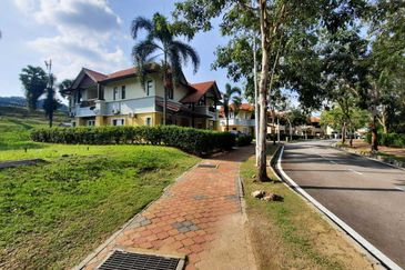  Lot Bungalow land Presint 10, Putrajaya Full Infra Ready