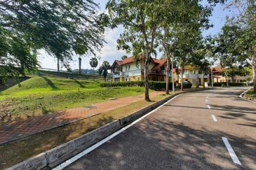 Lot Bungalow land Presint 10, Putrajaya Full Infra Ready