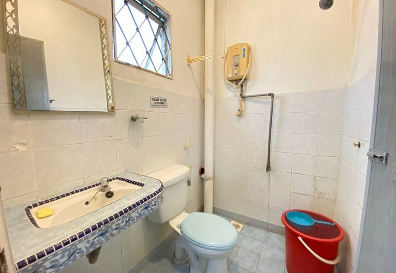  Doube Storey Terrace House @ Taman Desa Dahlia, Sg Ramal, Kajang 