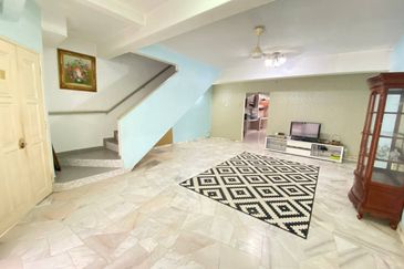  Doube Storey Terrace House @ Taman Desa Dahlia, Sg Ramal, Kajang 