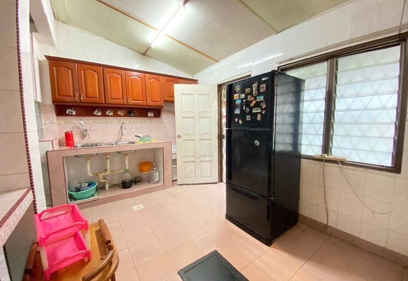  Doube Storey Terrace House @ Taman Desa Dahlia, Sg Ramal, Kajang 