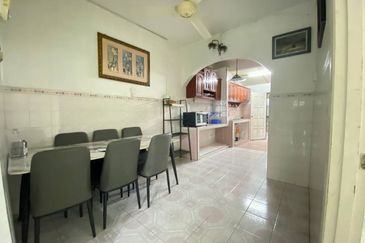  Doube Storey Terrace House @ Taman Desa Dahlia, Sg Ramal, Kajang 