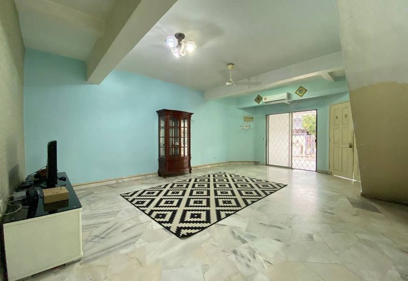  Doube Storey Terrace House @ Taman Desa Dahlia, Sg Ramal, Kajang 