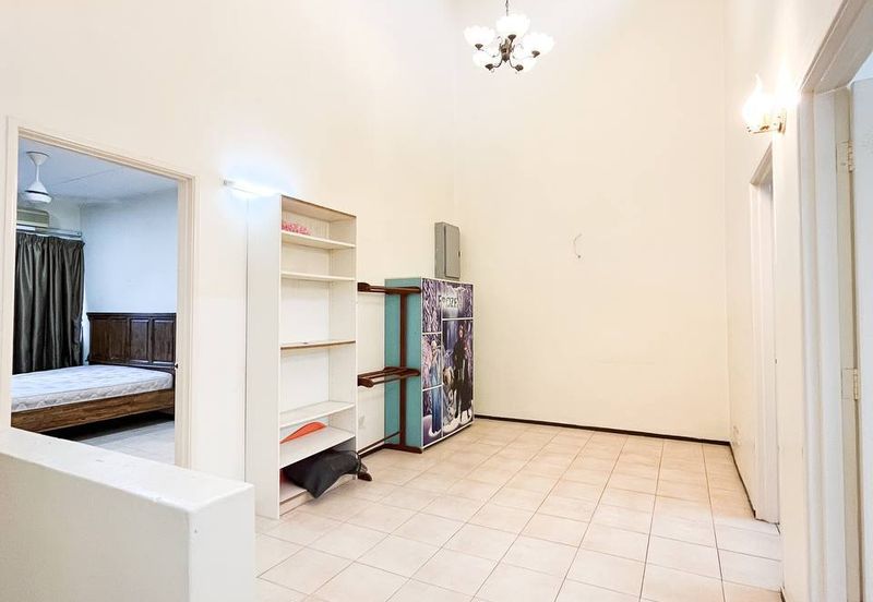 Double Storey Terrace House @ Jalan Arca Seksyen U8 Bukit Jelutong, Shah Alam