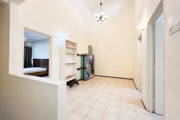 Double Storey Terrace House @ Jalan Arca Seksyen U8 Bukit Jelutong, Shah Alam