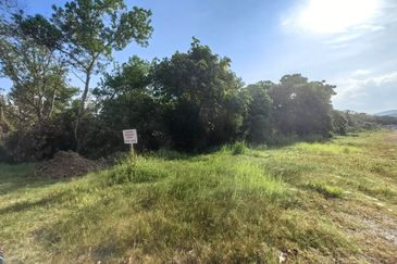 STRATEGIC Agriculture Land (Zoning Residential) Taman Desa Saga Nilai - Near Nilai 3