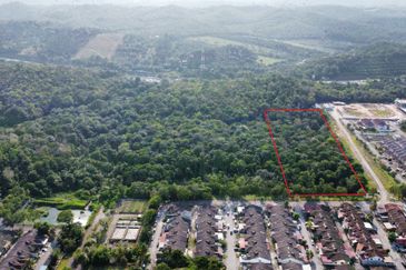 STRATEGIC Agriculture Land (Zoning Residential) Taman Desa Saga Nilai - Near Nilai 3