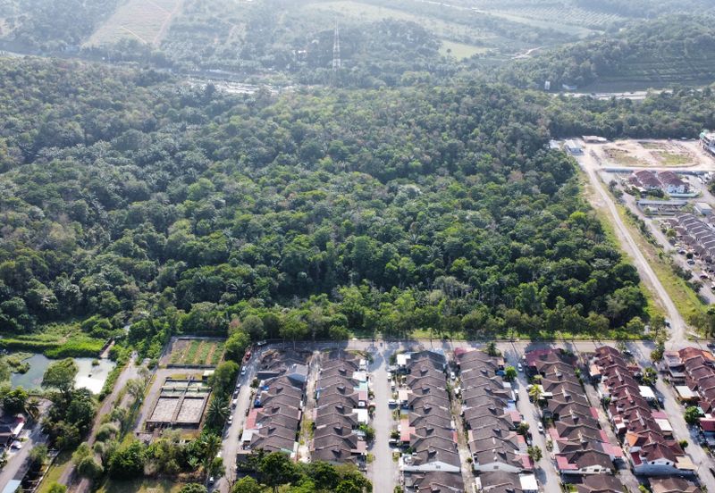 STRATEGIC Agriculture Land (Zoning Residential) Taman Desa Saga Nilai - Near Nilai 3