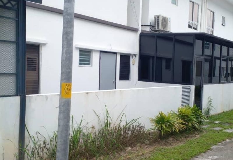 Brand New Double Storey Irama Perdana  LBS Puncak Alam Non Bumi Lot 