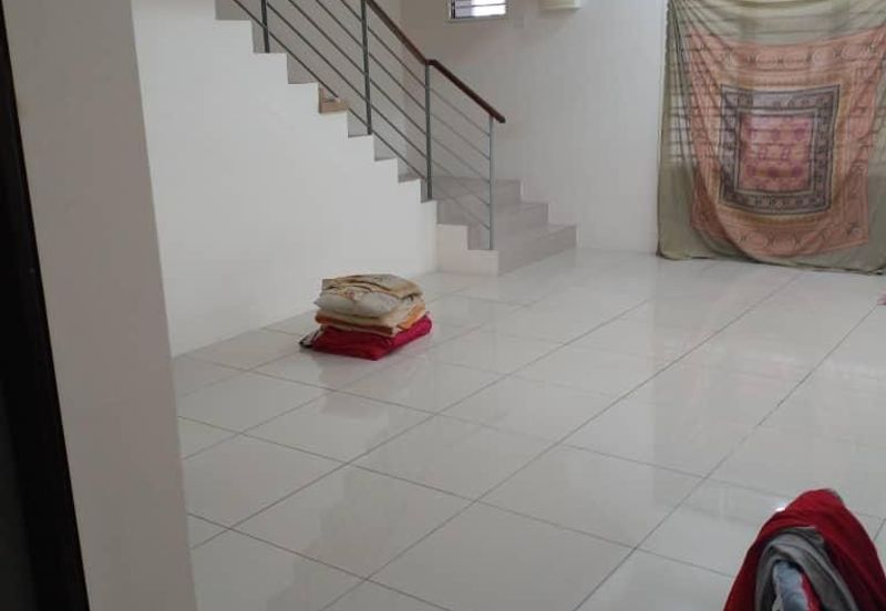 Brand New Double Storey Irama Perdana  LBS Puncak Alam Non Bumi Lot 