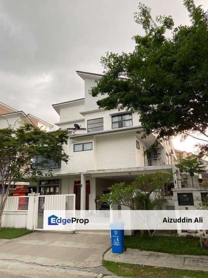 GATED GUARDED COMMUNITY & LUXURY NEIGHBOURHOOD 3 Storey Semi-D Mezzo Bukit Jelutong, Shah Alam FOR SALE!, Selangor, Bukit Jelutong