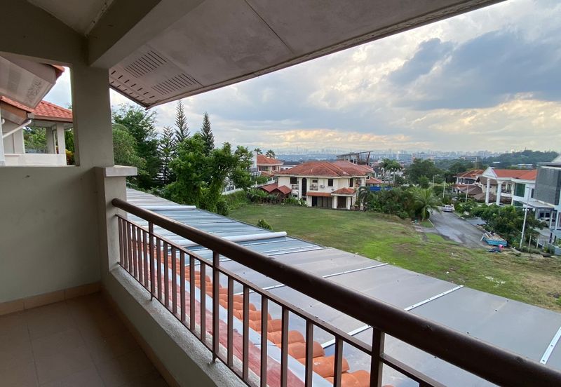  3 Storey Semi-Detached House at Puncak Tropika, Seksyen 9, Shah Alam