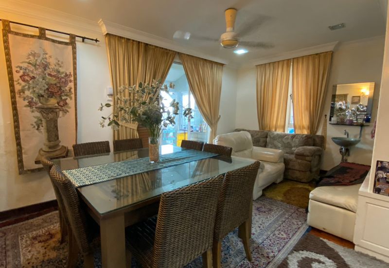  3 Storey Semi-Detached House at Puncak Tropika, Seksyen 9, Shah Alam