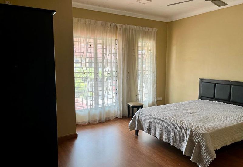 Bandar Pinggiran Subang