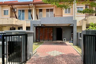 Bandar Pinggiran Subang