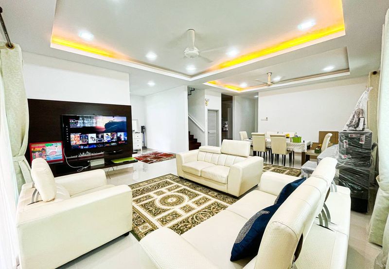 Avenue 2, Lake Valley