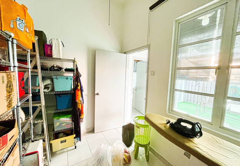 Avenue 2, Lake Valley