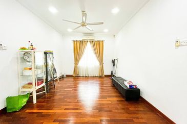 Avenue 2, Lake Valley