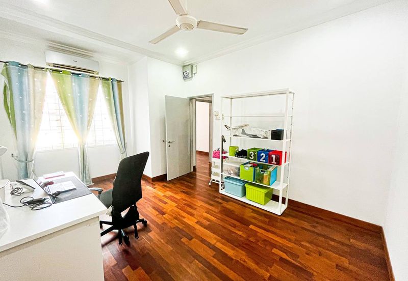 Avenue 2, Lake Valley