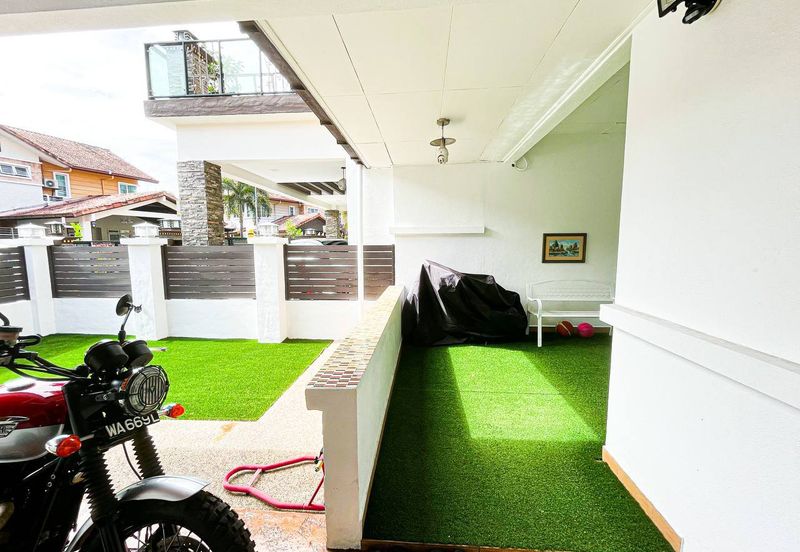 Avenue 2, Lake Valley