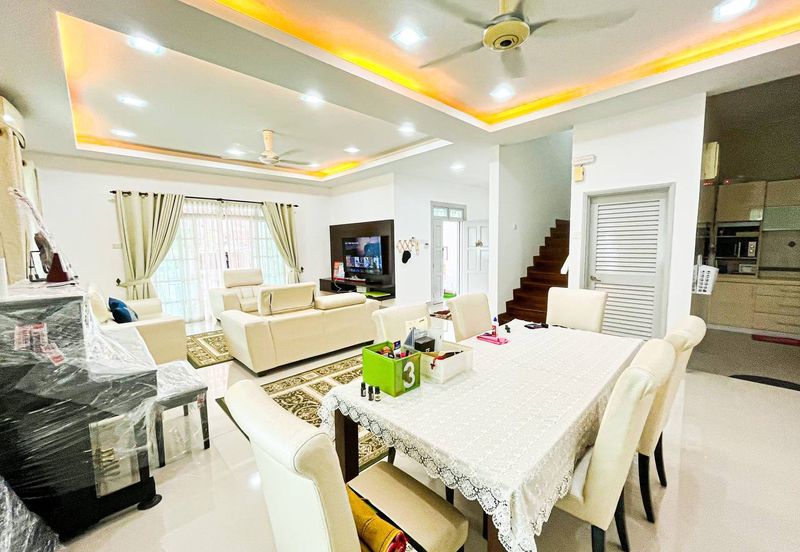 Avenue 2, Lake Valley