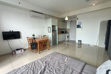 I Residence @ I City