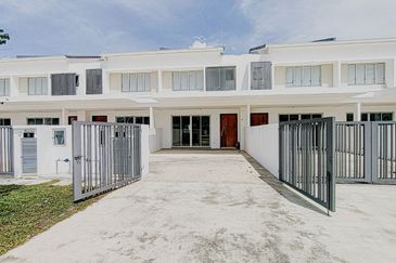 BRAND NEW Double Storey Palma Sand Areca Type A Gamuda Cove Near to SPLASH MANIA WATERPARK