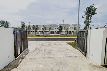 BRAND NEW Double Storey Palma Sand Areca Type A Gamuda Cove Near to SPLASH MANIA WATERPARK