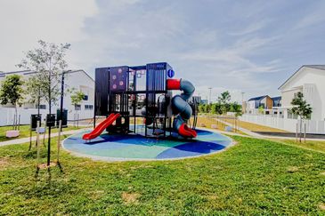 BRAND NEW Double Storey Palma Sand Areca Type A Gamuda Cove Near to SPLASH MANIA WATERPARK