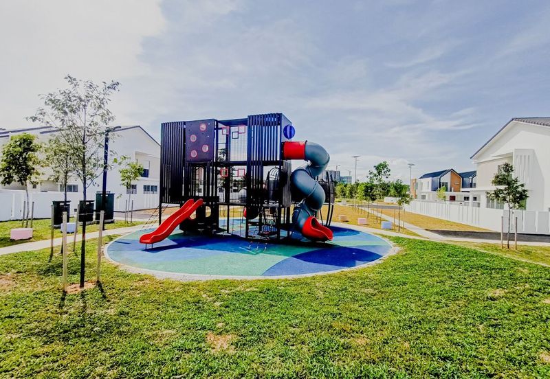 BRAND NEW Double Storey Palma Sand Areca Type A Gamuda Cove Near to SPLASH MANIA WATERPARK