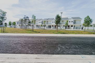 BRAND NEW Double Storey Palma Sand Areca Type A Gamuda Cove Near to SPLASH MANIA WATERPARK