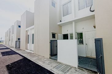 BRAND NEW Double Storey Palma Sand Areca Type A Gamuda Cove Near to SPLASH MANIA WATERPARK