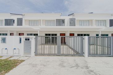 BRAND NEW Double Storey Palma Sand Areca Type A Gamuda Cove Near to SPLASH MANIA WATERPARK