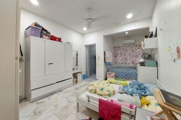 Seksyen 3, Shah Alam