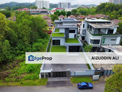 EXCLUSIVE New 3 Storey Bungalow Equine Park Seri Kembangan WITH LIFT, Selangor, Puchong South