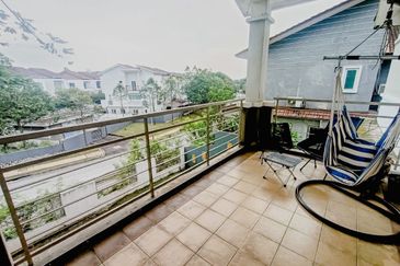 Seksyen 11, Kota Damansara